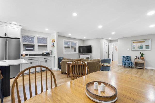 4516 Lakeview Avenue, Mcfarland, WI 53558