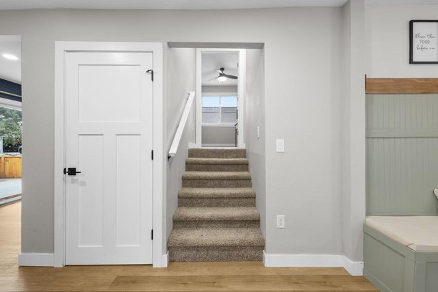 4516 Lakeview Avenue, Mcfarland, WI 53558