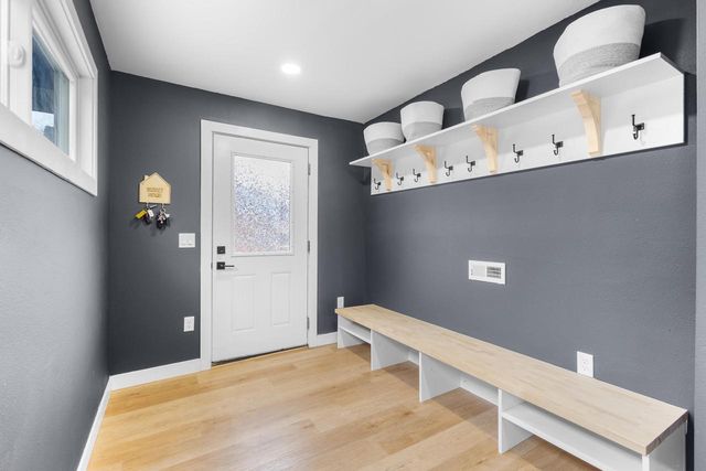 4516 Lakeview Avenue, Mcfarland, WI 53558