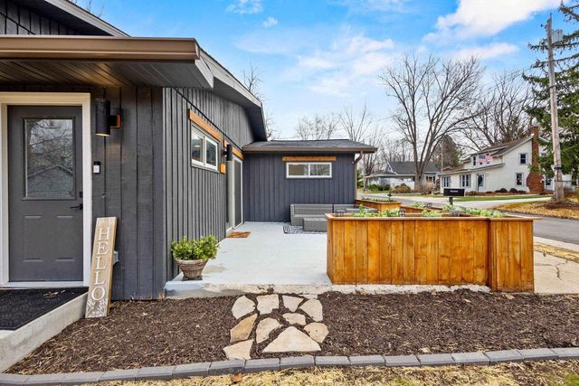 4516 Lakeview Avenue, Mcfarland, WI 53558