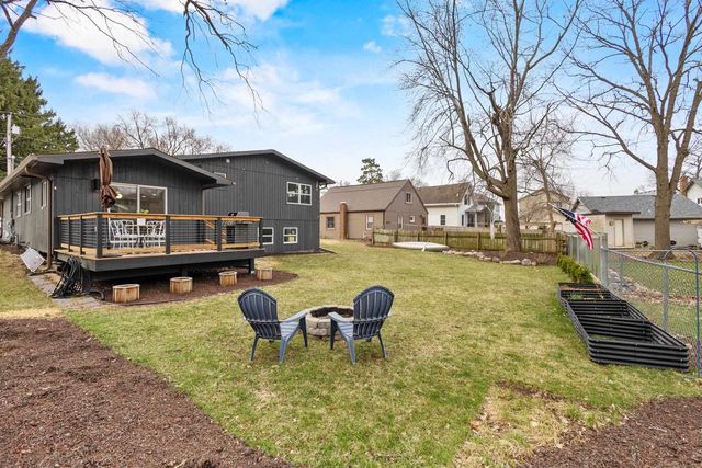 4516 Lakeview Avenue, Mcfarland, WI 53558