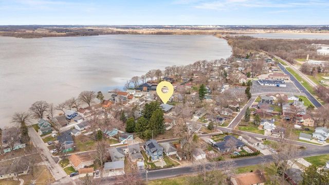 4516 Lakeview Avenue, Mcfarland, WI 53558