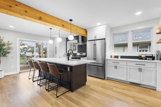 4516 Lakeview Avenue, Mcfarland, WI 53558