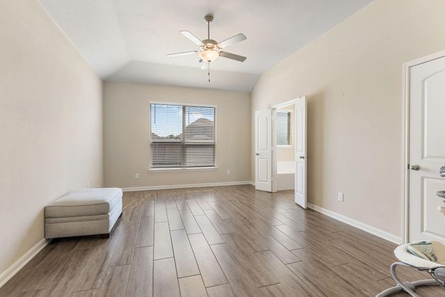 1037 Mcdonald Drive, Crowley, TX 76036