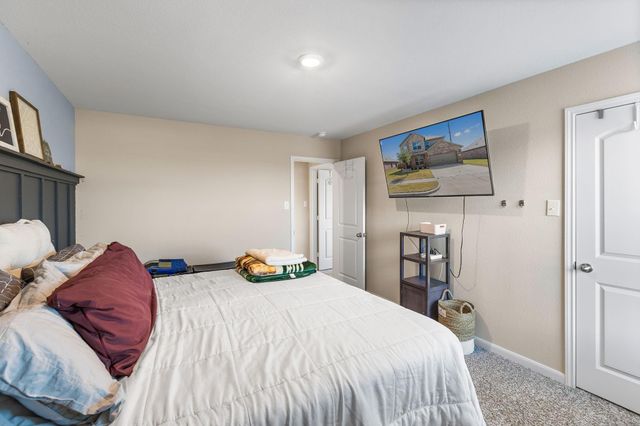 1037 Mcdonald Drive, Crowley, TX 76036