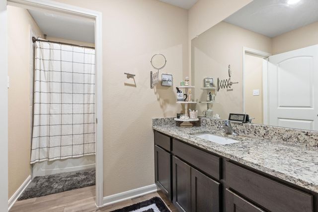 1037 Mcdonald Drive, Crowley, TX 76036