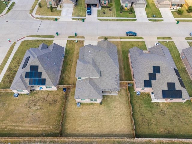 1037 Mcdonald Drive, Crowley, TX 76036