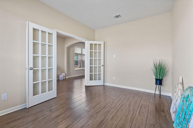 1037 Mcdonald Drive, Crowley, TX 76036