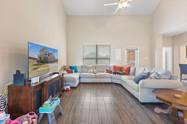 1037 Mcdonald Drive, Crowley, TX 76036