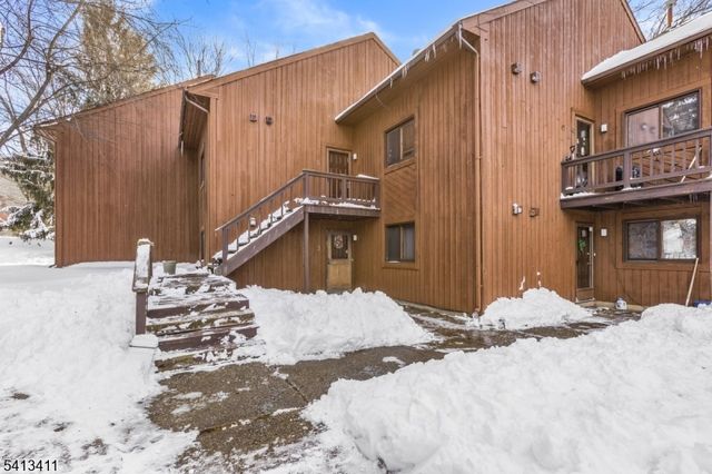 2 Squaw Valley Ct 6, Vernon Twp., NJ 07462