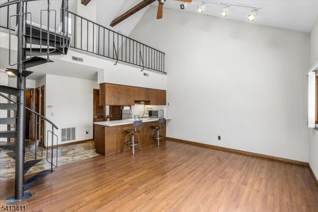 2 Squaw Valley Ct 6, Vernon Twp., NJ 07462