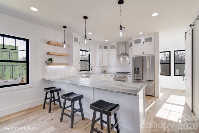 165 Martha Avenue, Hendersonville, NC 28792