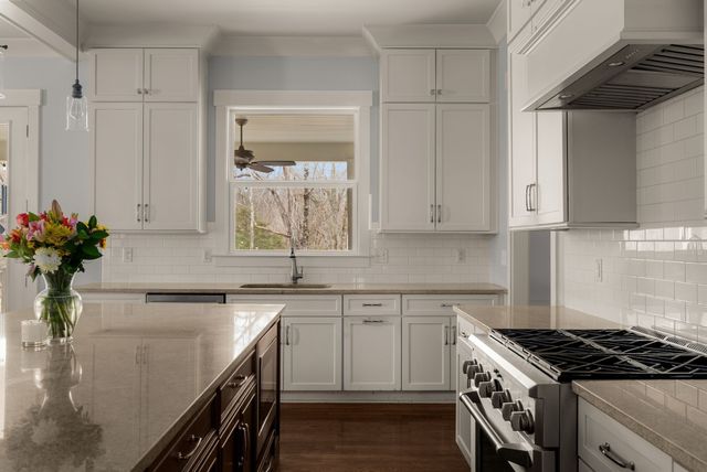 201 Gilchrist South Cir, Nolensville, TN 37135
