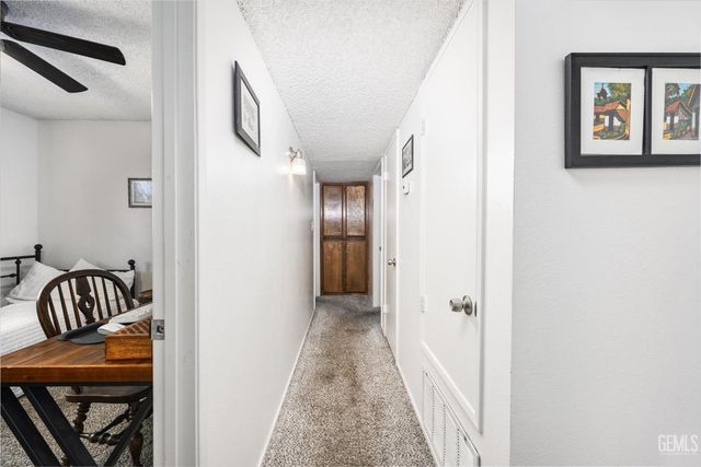3333 El Encanto Court 32, Bakersfield, CA 93301