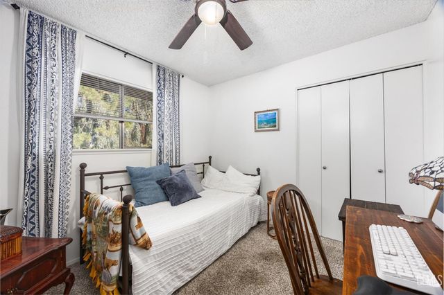 3333 El Encanto Court 32, Bakersfield, CA 93301