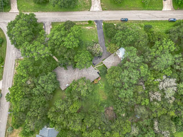 4104 Oak ST, San Marcos, TX 78666