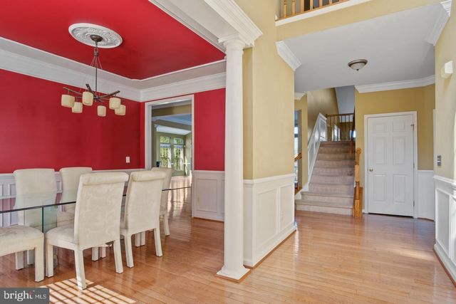 211 PARK GATE DR SE, Leesburg, VA 20175
