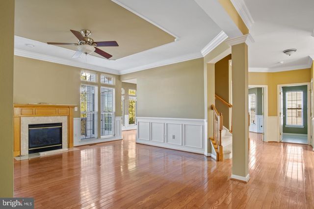 211 PARK GATE DR SE, Leesburg, VA 20175
