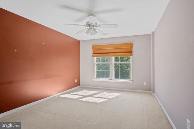 211 PARK GATE DR SE, Leesburg, VA 20175