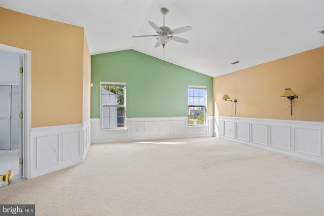 211 PARK GATE DR SE, Leesburg, VA 20175