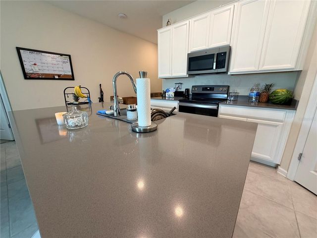 16419 GLASSY LOCH LOOP, Clermont, FL 34714