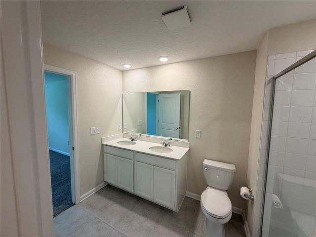 16419 GLASSY LOCH LOOP, Clermont, FL 34714