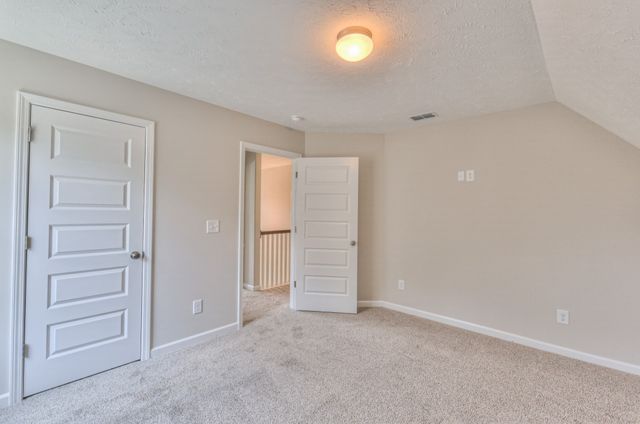 150 N Fork Branch Road, Tullahoma, TN 37388