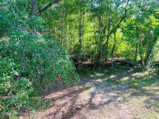 4103 Lake Street, Bay Saint Louis, MS 39520