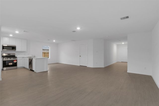 18031 Trepito Ave, New Caney, TX 77357