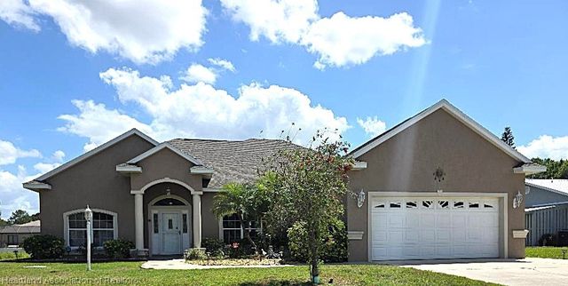103 Citrus Road NE, Lake Placid, FL 33852