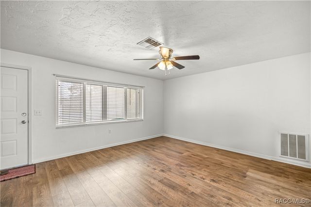 316 S Lincoln Avenue, Beverly Hills, FL 34465