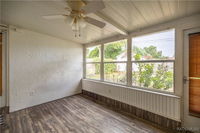 316 S Lincoln Avenue, Beverly Hills, FL 34465