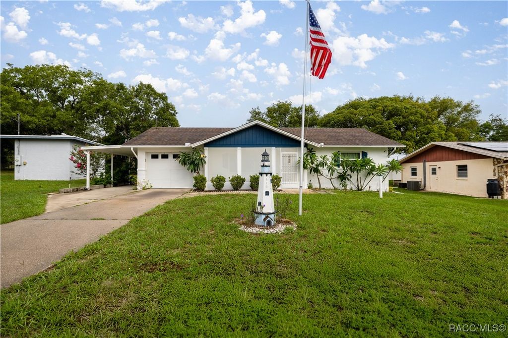 316 S Lincoln Avenue, Beverly Hills, FL 34465