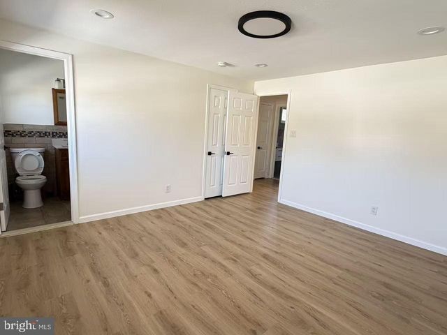 621 CROYDEN DR, Cherry Hill, NJ 08003