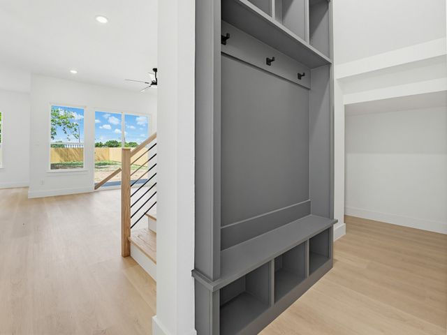 7727 Brownsville Avenue, Dallas, TX 75216