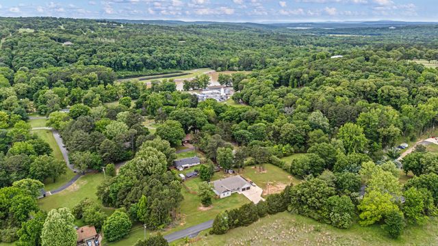 87 Randall Circle, Russellville, AR 72802