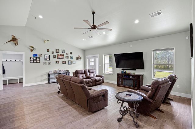 87 Randall Circle, Russellville, AR 72802