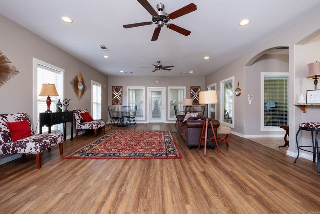101 Venezia, Maumelle, AR 72113