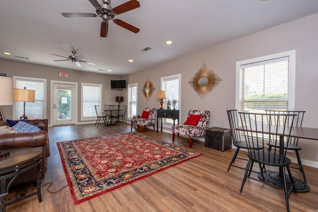 101 Venezia, Maumelle, AR 72113