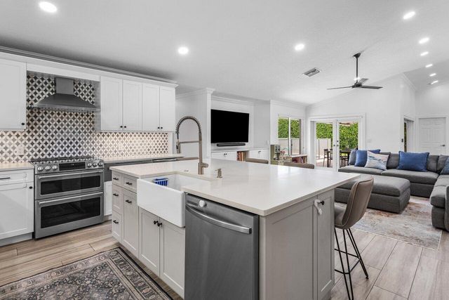 990 NW 8th Street, Boca Raton, FL 33486