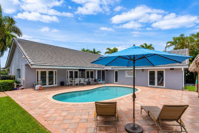 990 NW 8th Street, Boca Raton, FL 33486