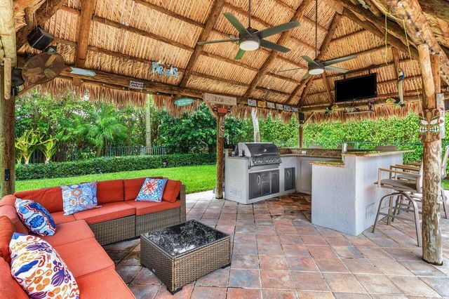 990 NW 8th Street, Boca Raton, FL 33486