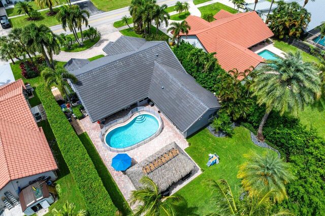 990 NW 8th Street, Boca Raton, FL 33486