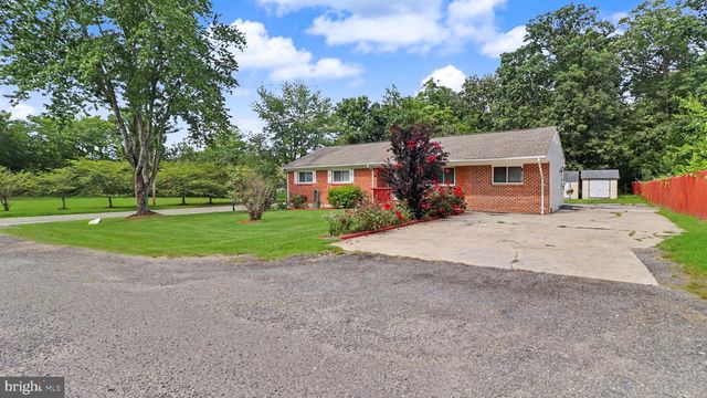 17400 LIVINGSTON RD, Accokeek, MD 20607