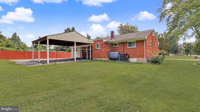 17400 LIVINGSTON RD, Accokeek, MD 20607