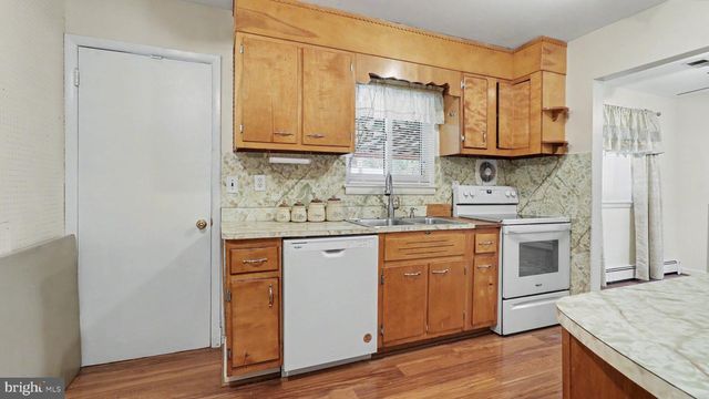 17400 LIVINGSTON RD, Accokeek, MD 20607