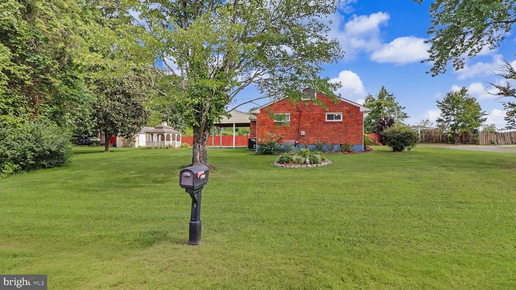 17400 LIVINGSTON RD, Accokeek, MD 20607