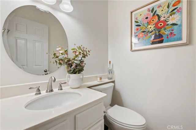 28127 Bobwhite Circle 98, Saugus, CA 91350