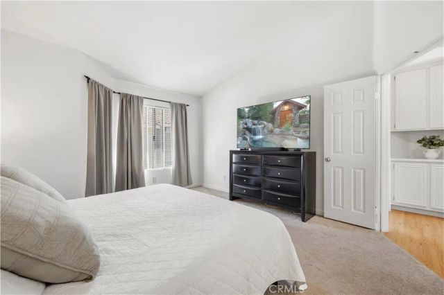28127 Bobwhite Circle 98, Saugus, CA 91350
