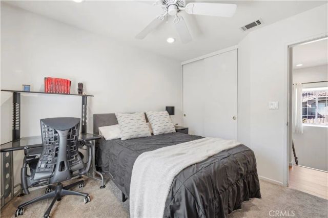28127 Bobwhite Circle 98, Saugus, CA 91350